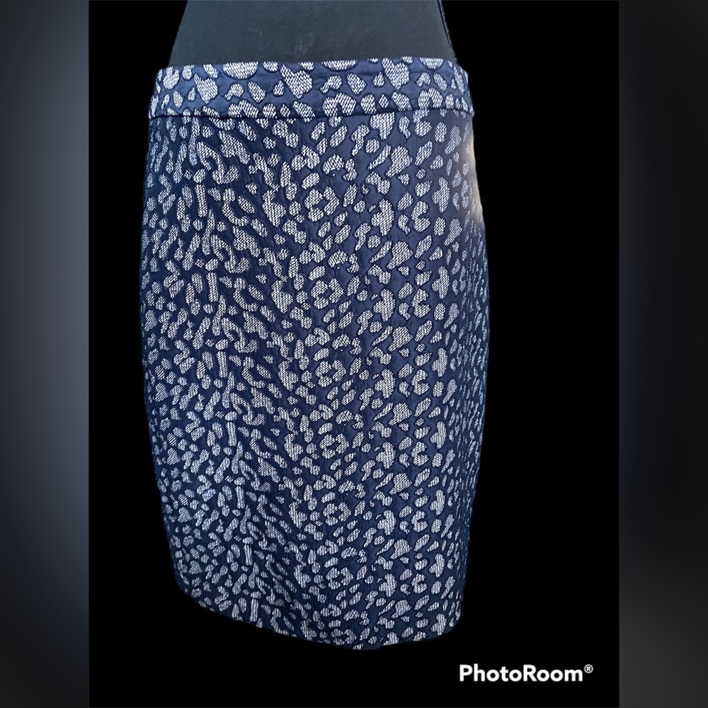 Banana Republic pencil skirt, size 8